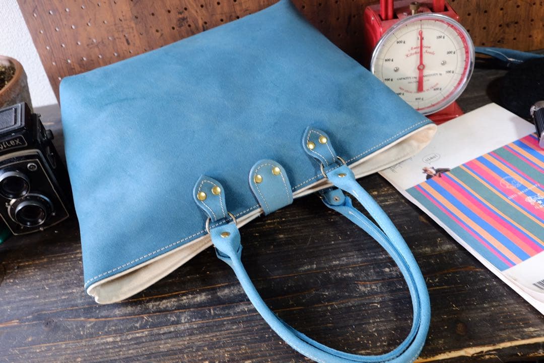 ◆受注生産◆ターコイズブルー牛革床トートバッグ　作家手作り　帆布ハンドメイド