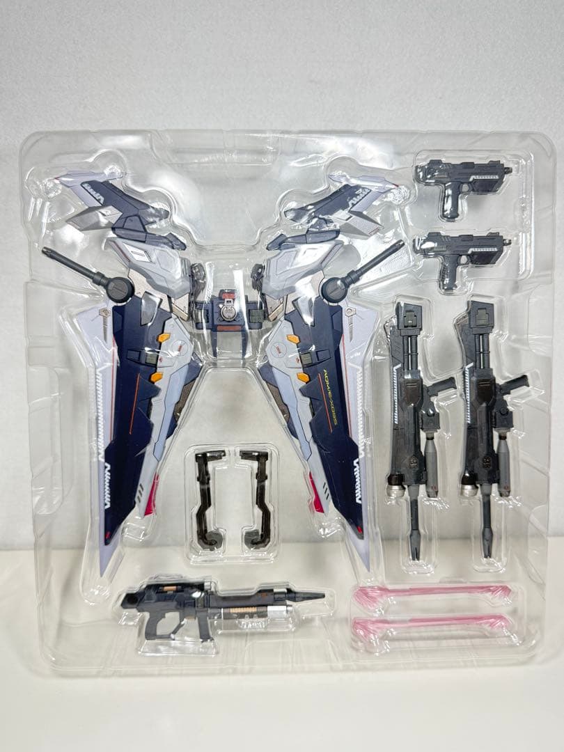 LBUILDストライクノワールガンダム