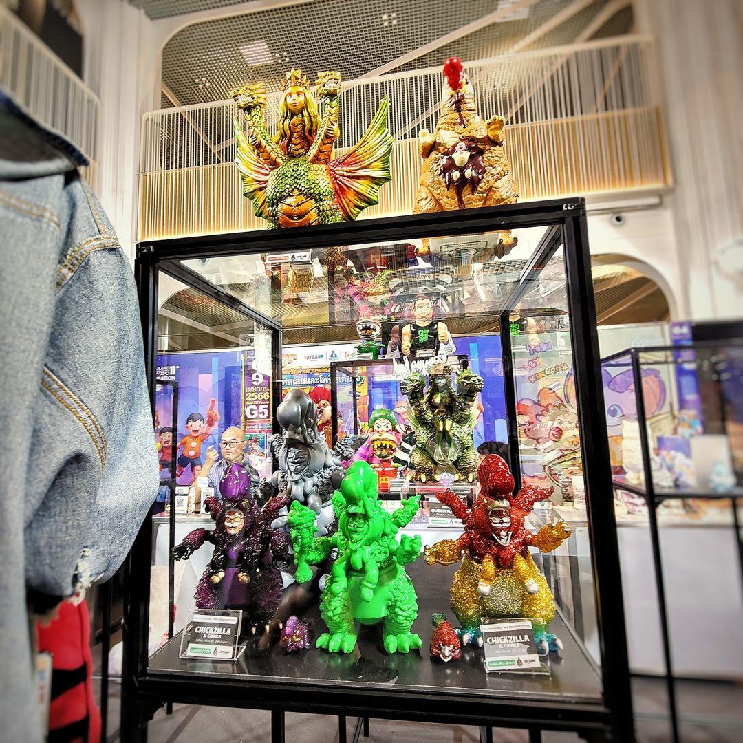 チジラとチビラ　レインボー　エクストラ　科学技術館　フィギュア　アートトイ