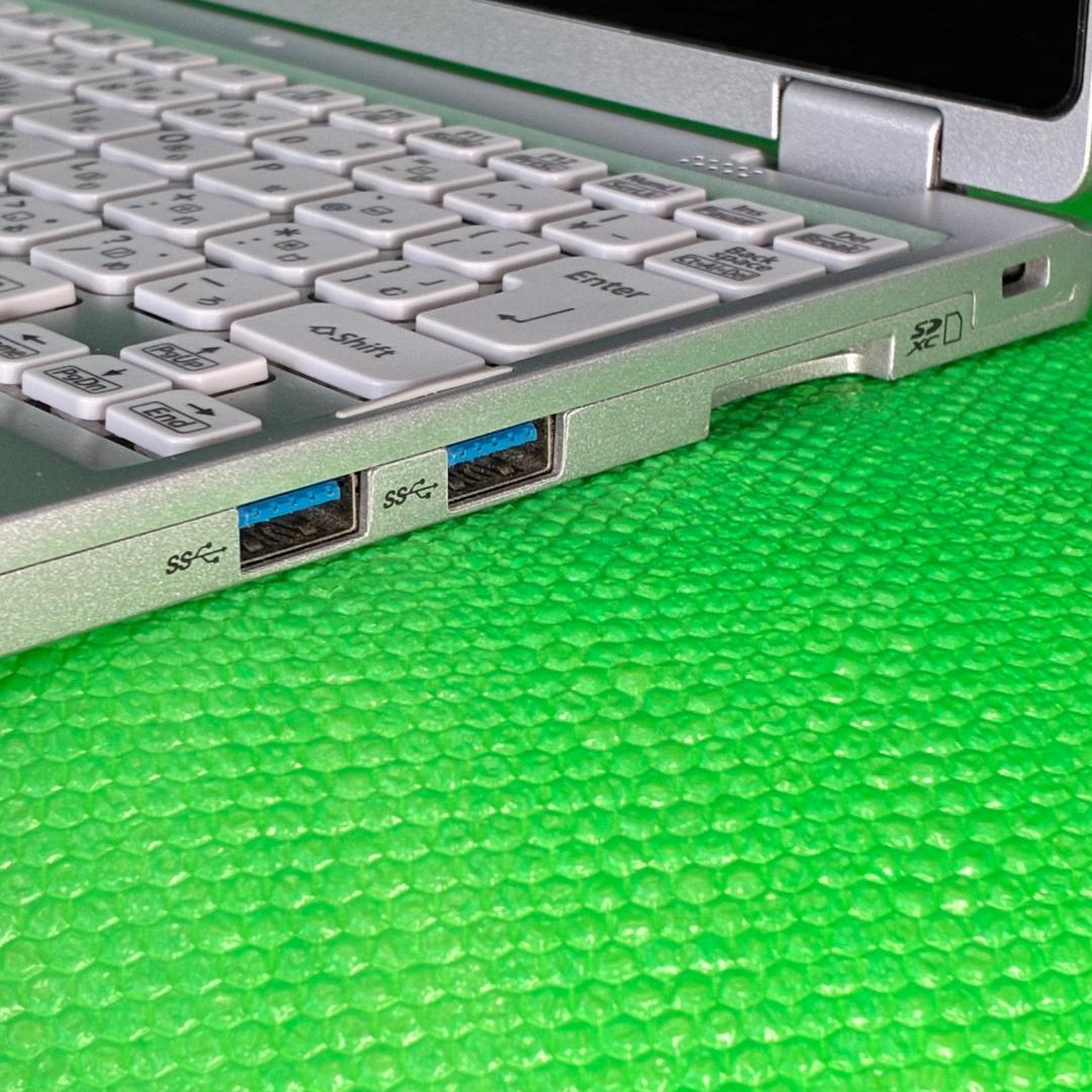 Lets nots QV1 11世代i7/16GB/512G