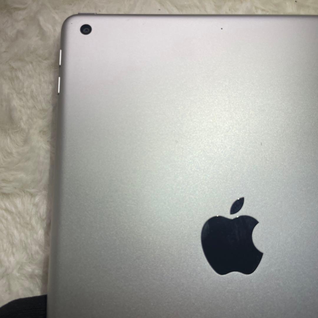 iPad本体 33-iPad 6th 32GB