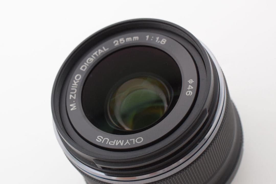 【新品数】OLYMPUS E-M10 Mark III ダブルズーム