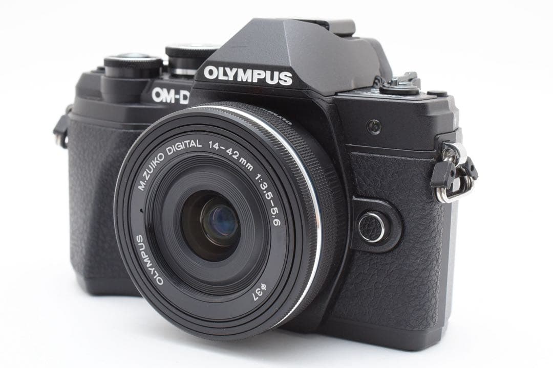 【新品数】OLYMPUS E-M10 Mark III ダブルズーム