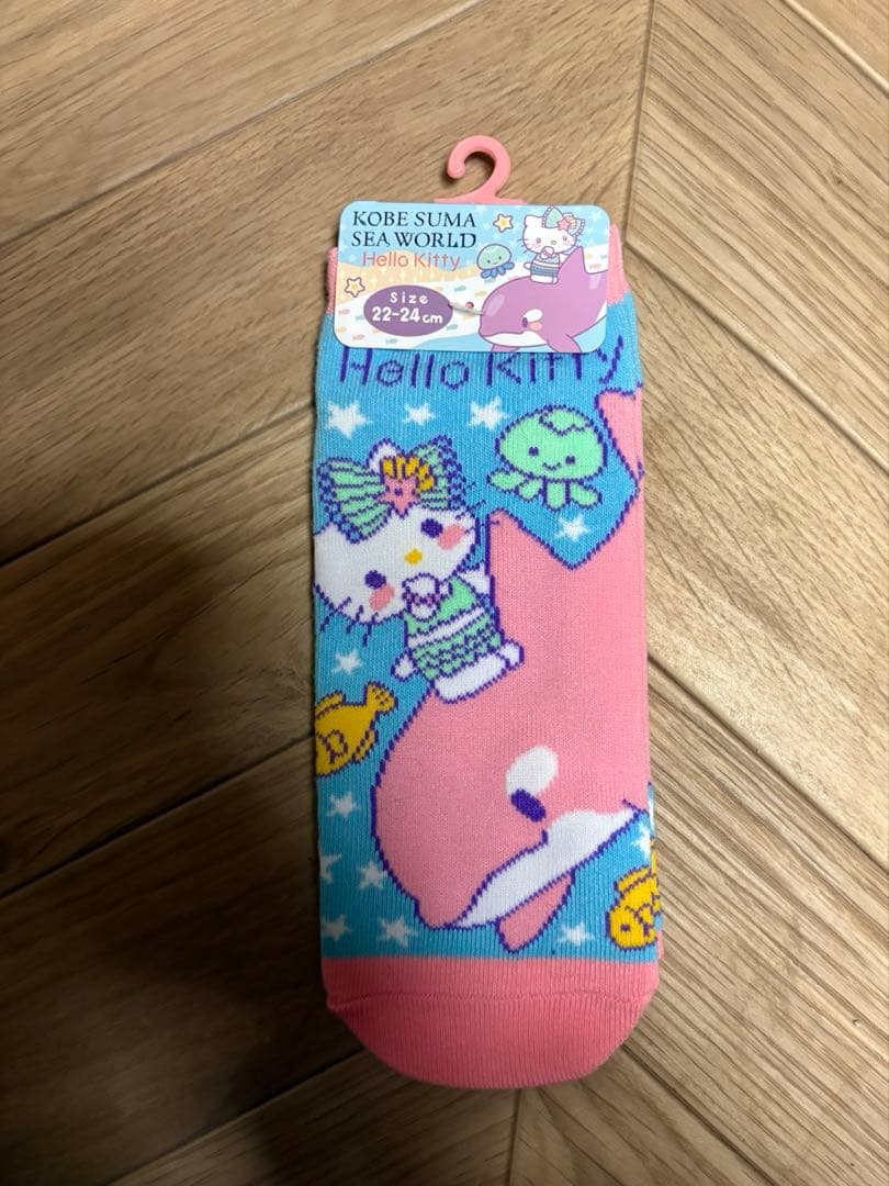 サンリオ　水族館　グッズ　まとめ　アクリルキーホルダー　靴下　メモ　レターセット