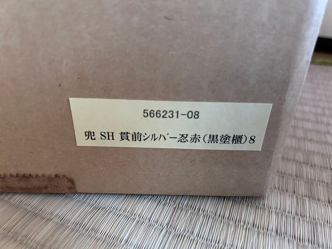 五月人形 豪華な金属製 黒銀