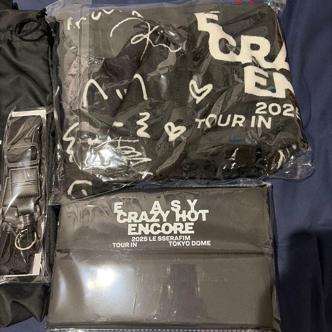 《新品未開封》ルセラフィム プレミアムシート特典未開封 おまけ付き