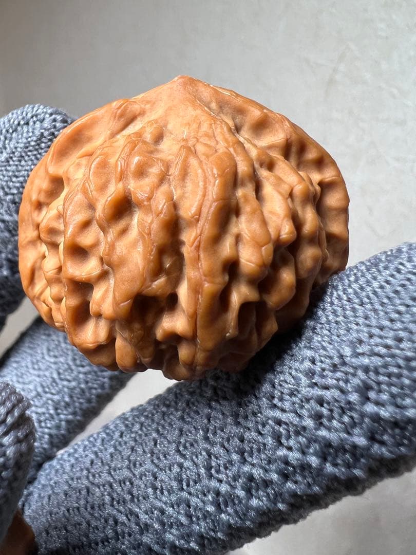 文玩堂：ライチ紋獅子頭（ししがしら）文玩クルミ（ハイグレード品）夢幻の皮質