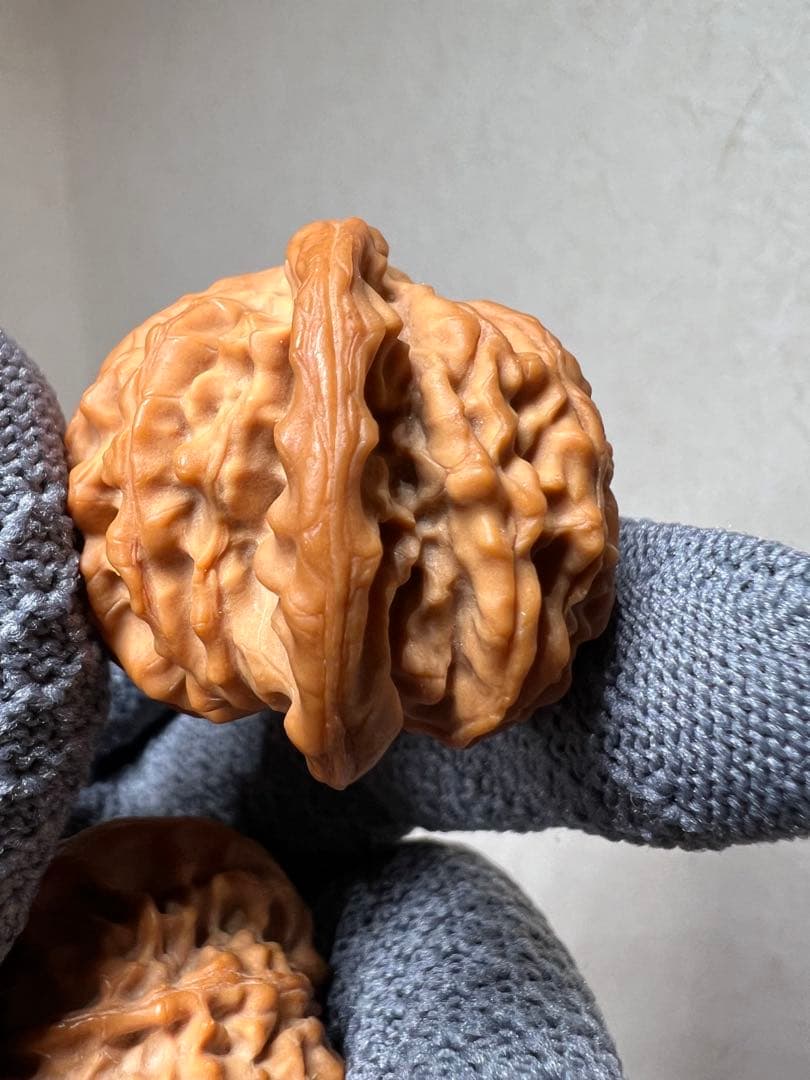 文玩堂：ライチ紋獅子頭（ししがしら）文玩クルミ（ハイグレード品）夢幻の皮質