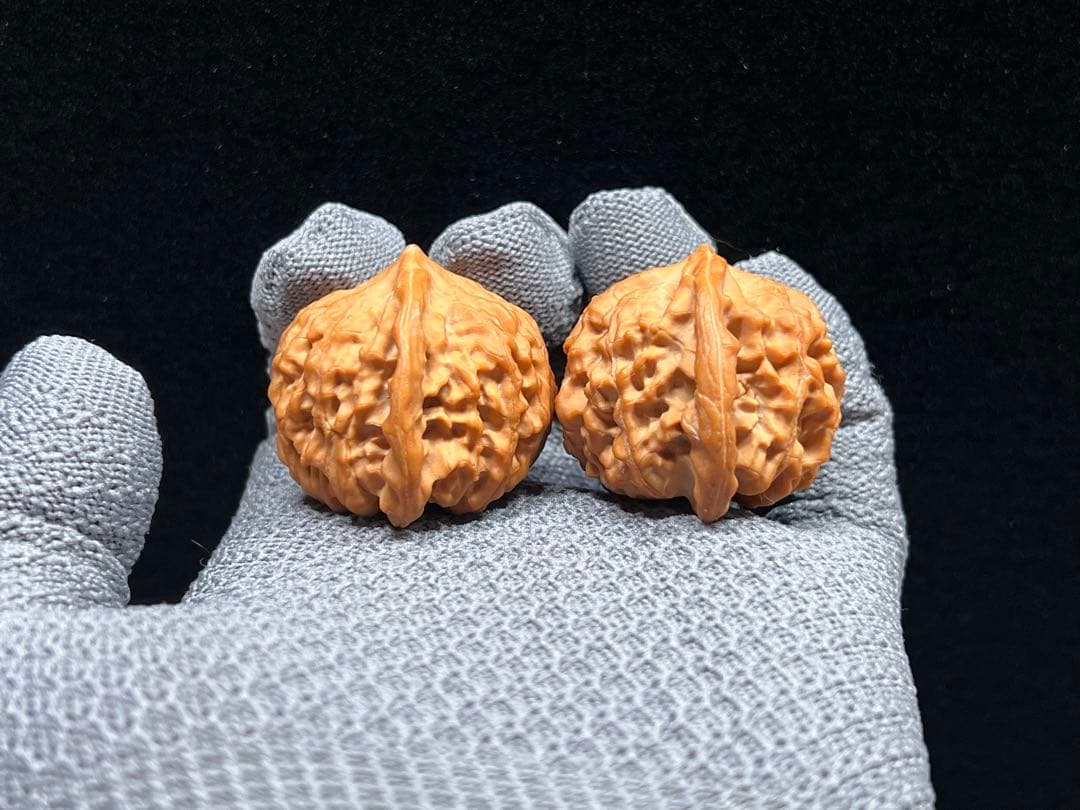 文玩堂：ライチ紋獅子頭（ししがしら）文玩クルミ（ハイグレード品）夢幻の皮質