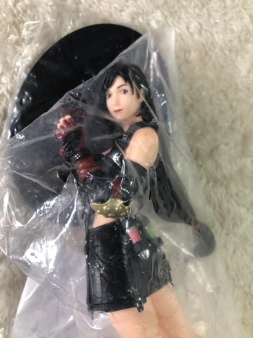 ファイナルファンタジー　ティファ・ロックハート フィギュア 　未開封