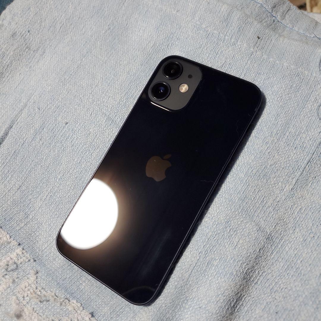 Apple iPhone 12 ブラック 本体