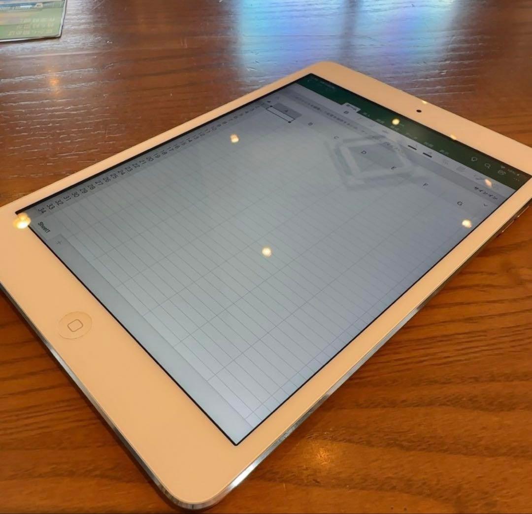 ♪ 美品のiPad mini 2 ♪ 大きな傷なし♪キーボード付き♪