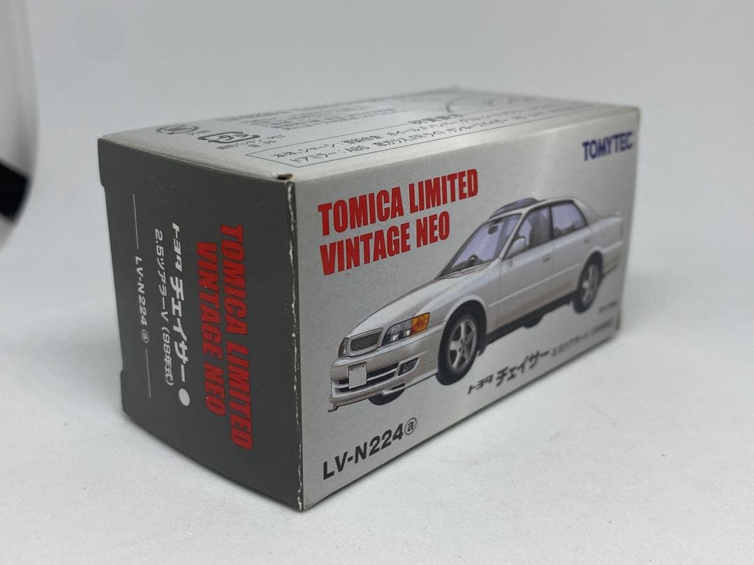 トミカリミテッドヴィンテージ 1/64 トヨタ チェイサー ツアラーV ②