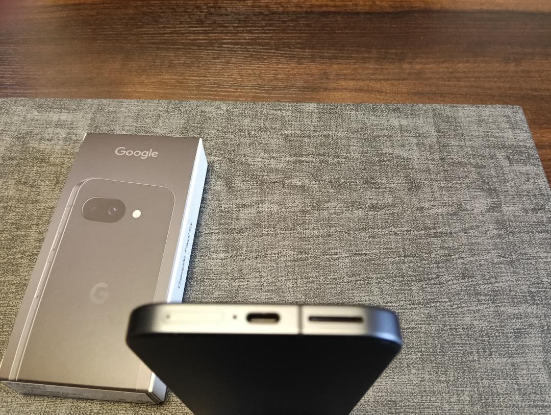 【美品】Google Pixel 9a 128GB Obsidian 黒