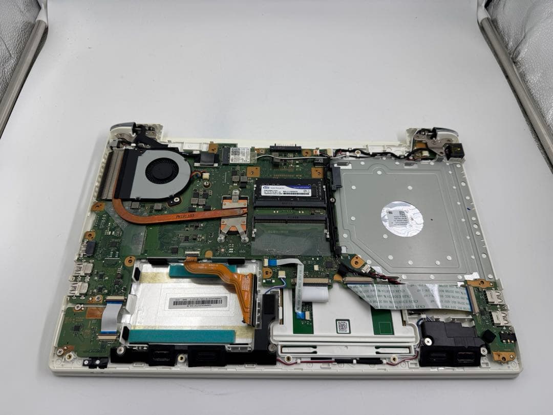 TOSHIBA★ジャンク★8世代★corei7★dynabook T75/GG