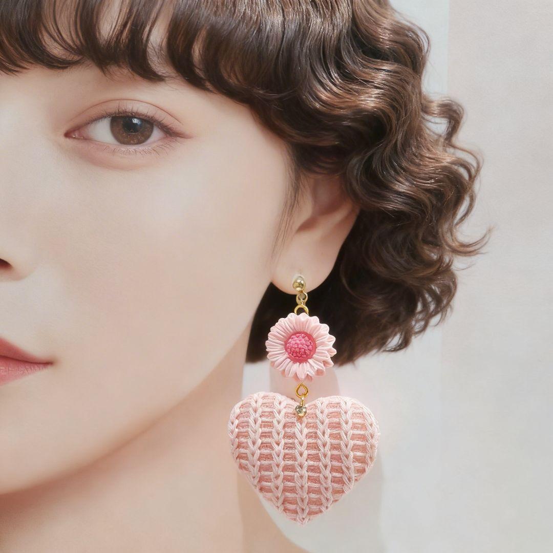 春カラー♡ピンクのフラワーと編み込みニット大ぶりハートのピアス♡