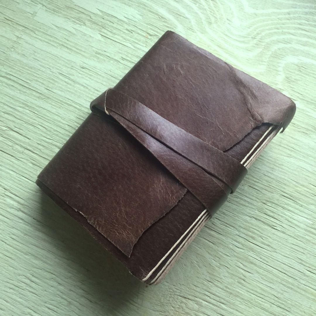 本革表紙の手縫手帳(チョコレート)