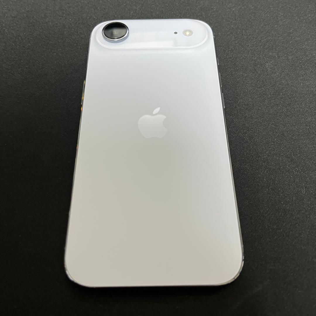 c*c様 iPhoneAir 256GB スカイブルー バッテリー100%ケース