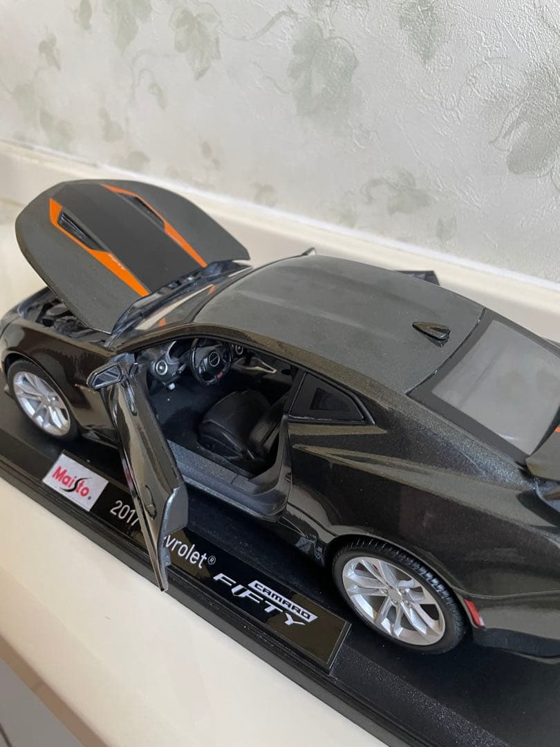 2017 Chevrolet CAMARO FIFTY 1/18 シボレーカマロ