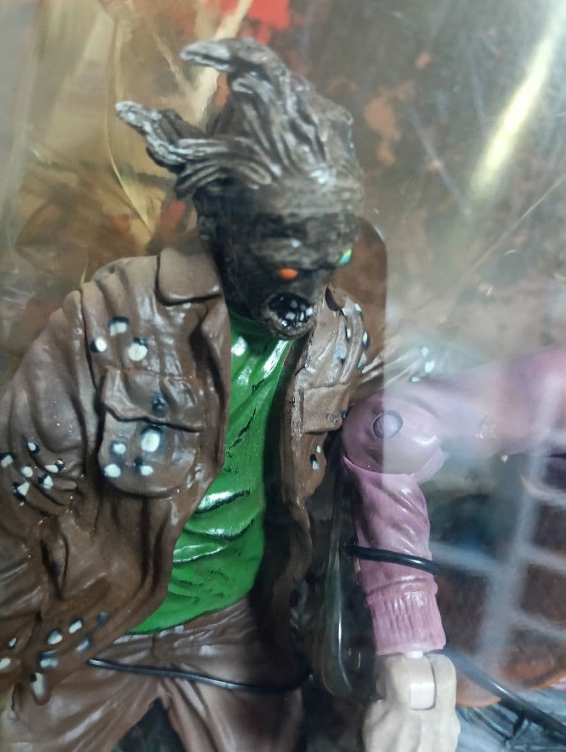 〜訳あり〜【新品未開封】メズコ 悪魔のいけにえ2 チョップトップ フィギュア