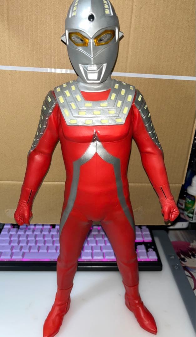 ウルトラマン ウルトラマンセブン フィギュア ギガンティック 大怪獣xplus