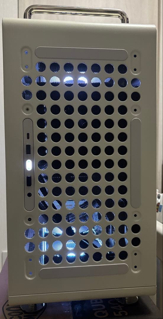 265KF、RTX5070ti搭載、自作デスクトップPC