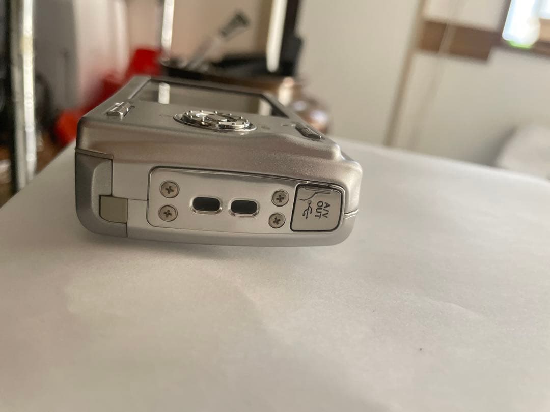 Fujifilm FinePix F100 デジタルカメラ