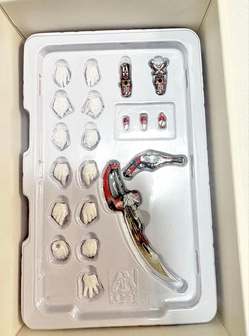 S.H.Figuarts フィギュアーツ　真骨彫製法 ゴーカイレッド　バンダイ