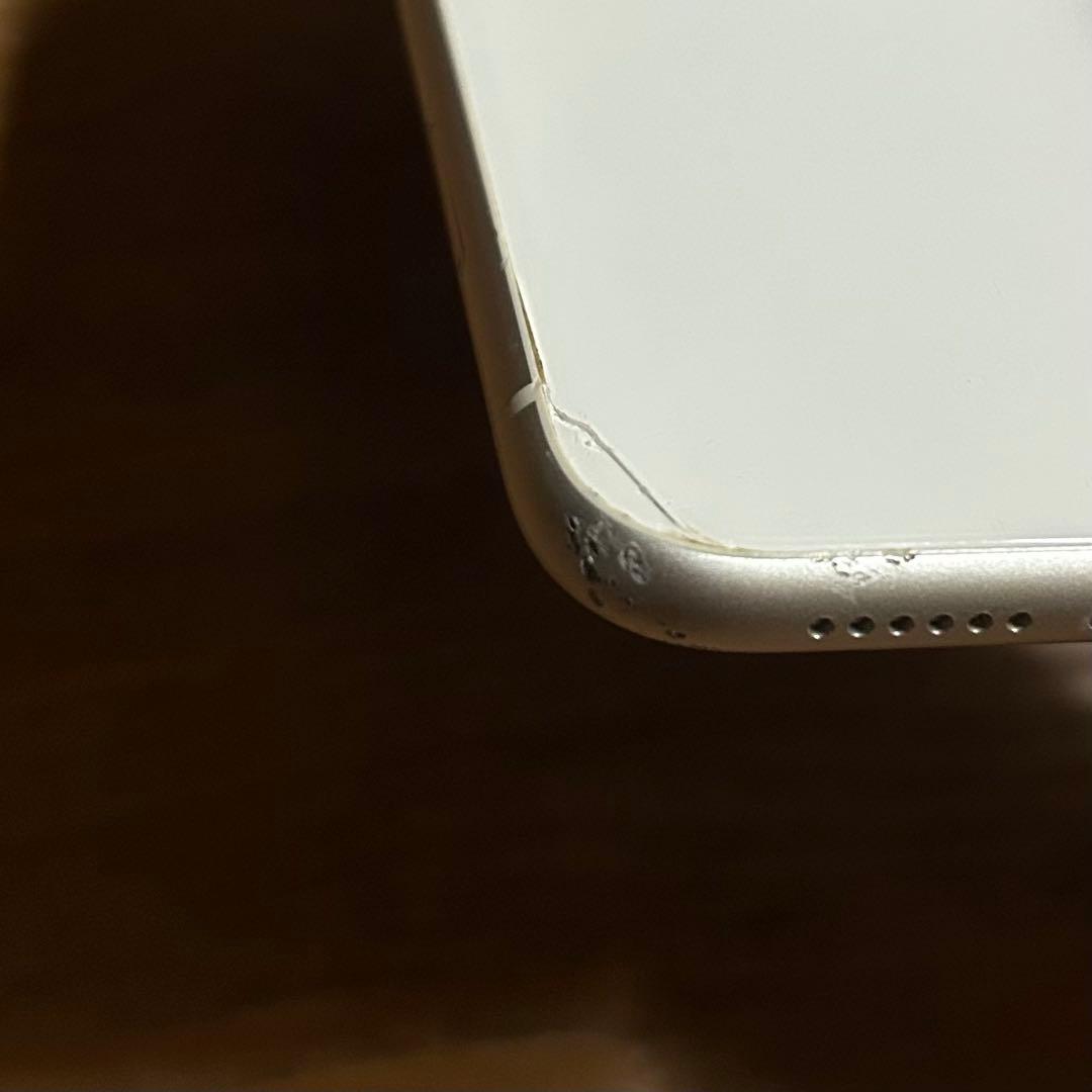 iPhone11 本体 64GD バッテリー86% docomoSIMロックあり
