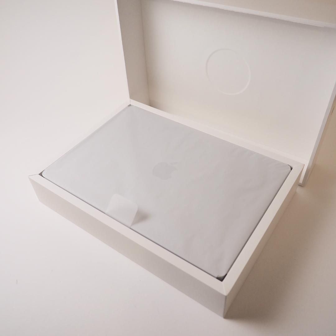 極美品 MacBook Air M3 15inch USキーボード シルバー