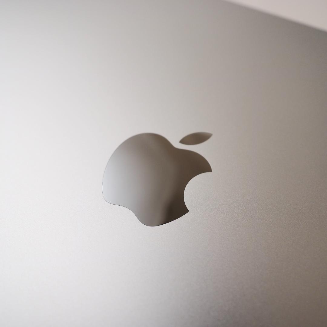 極美品 MacBook Air M3 15inch USキーボード シルバー