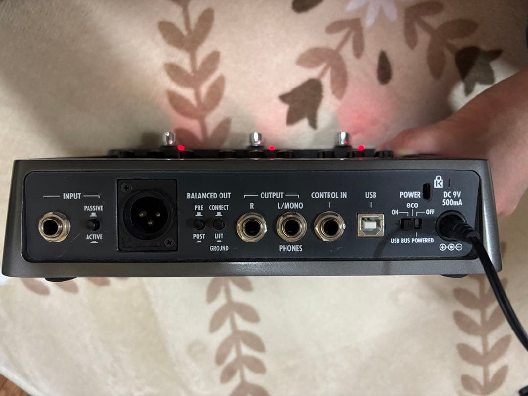 ZOOM G3 動作確認OK 純正アダプターと説明書付き　zoomマルチ