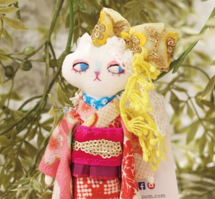 上村久美　猫の人形gazet（ガゼット）着物 通常サイズバッグチャーム　ねこ