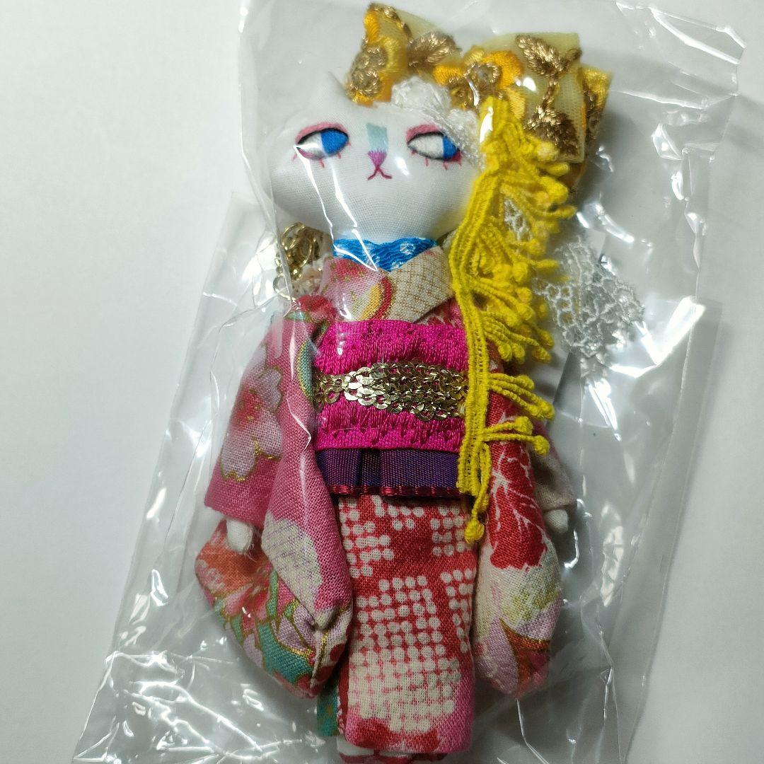上村久美　猫の人形gazet（ガゼット）着物 通常サイズバッグチャーム　ねこ