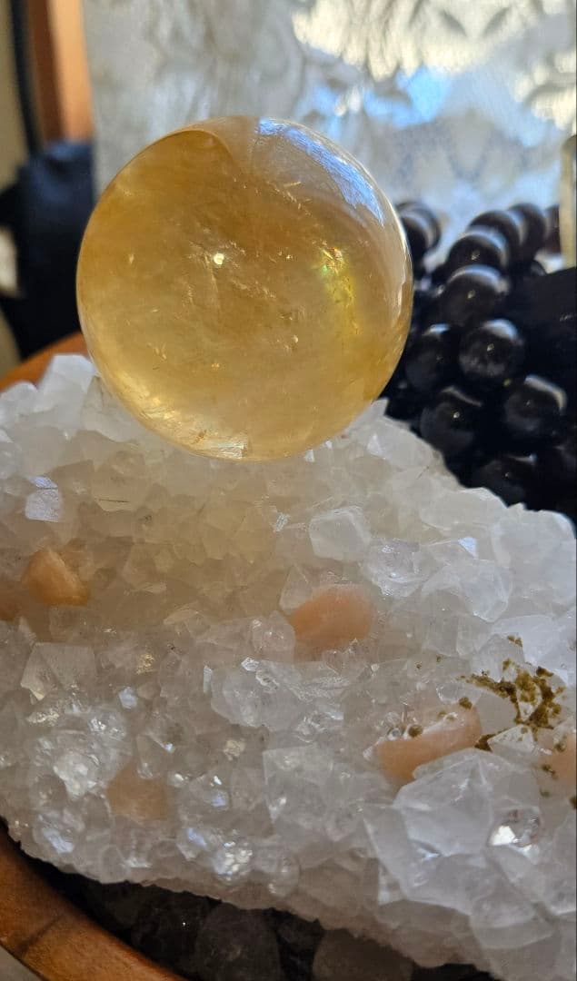 ★ゴールデンカルサイト★ メキシコ産　丸玉　置物 ハニーゴールドカラー