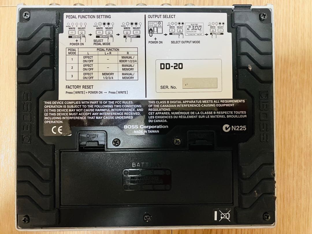 BOSS DD-20 GIGA Delay デジタルディレイ
