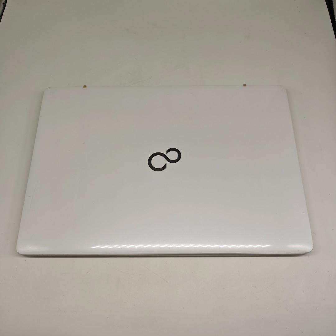 【富士通】AH50 高速i7 SSD256GB 16GB ホワイト ノートPC