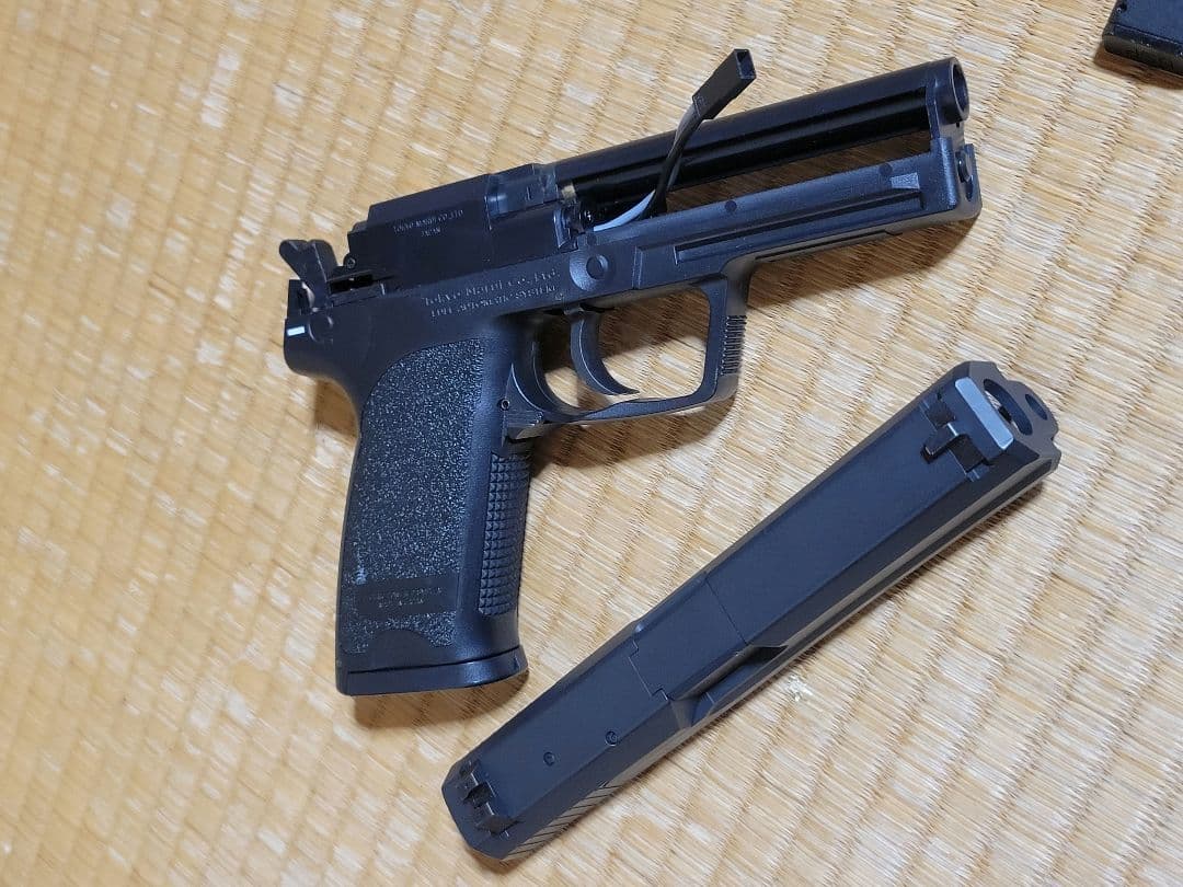 東京マルイ　電動ハンドガン　USP