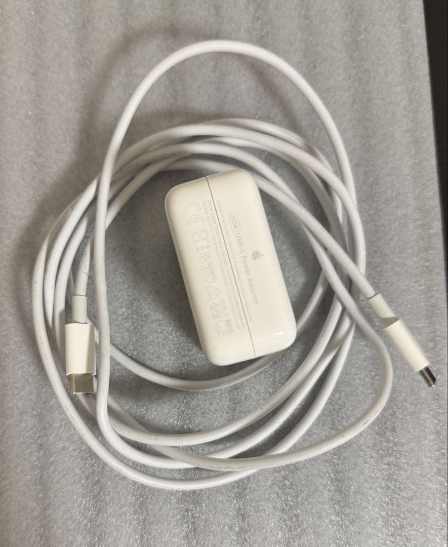 MacBook Air M1 16GB 512GB バッテリー残量88%