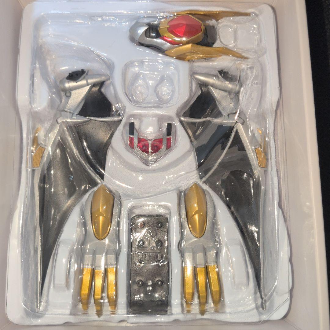 真骨彫仮面ライダーウィザード フレイムドラゴン／オールドラゴン