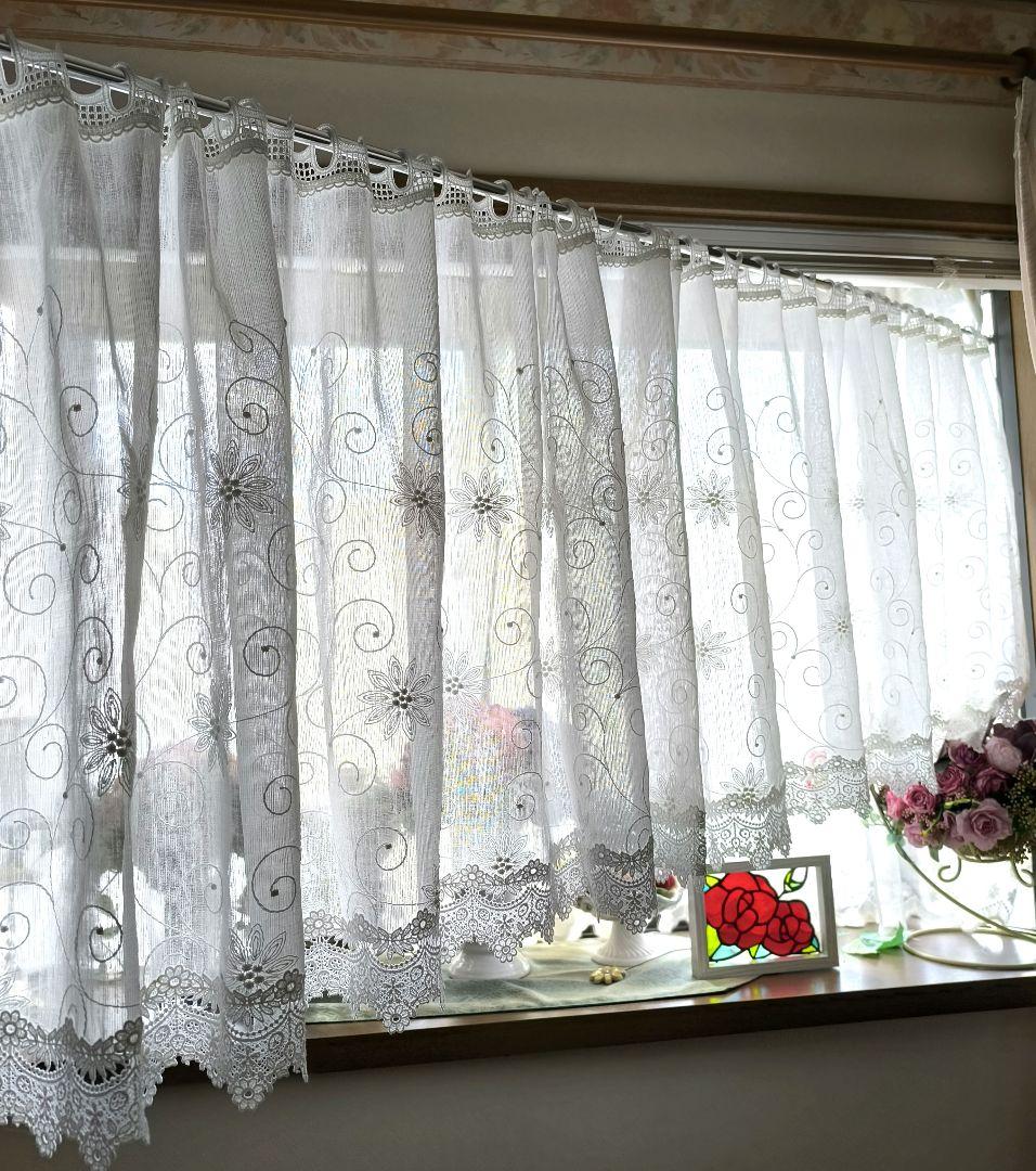 カフェカーテン【あみたろう様オーダー品　トルコ刺繍レース　トリムデザイン】