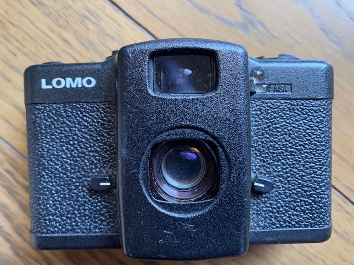 フィルムカメラ LOMO LC-A