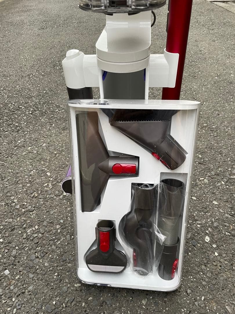 【直営店限定・美品】Dyson V10 サイクロン掃除機 専用ドック付｜動作良好