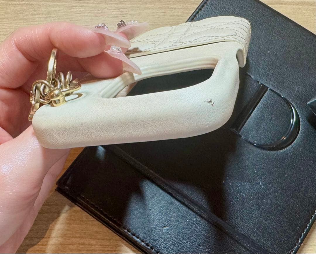 【日本限定品✨️】クリスチャンディオール　iPhone 15Pro ケース❣️