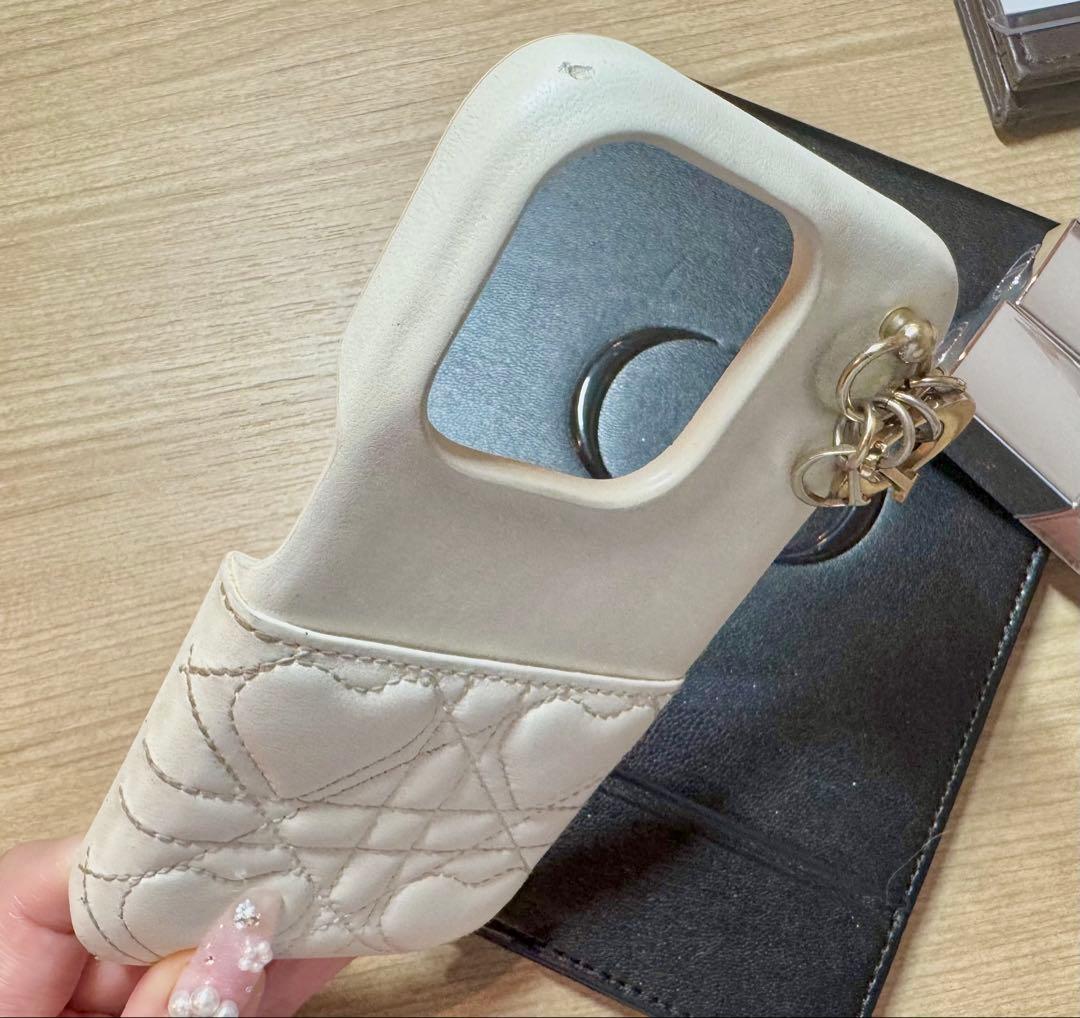 【日本限定品✨️】クリスチャンディオール　iPhone 15Pro ケース❣️