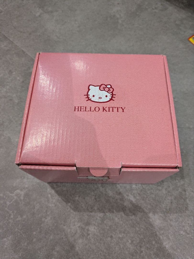 リヤドロ NAO おめかしハローキティ陶器フィギュア サンリオ