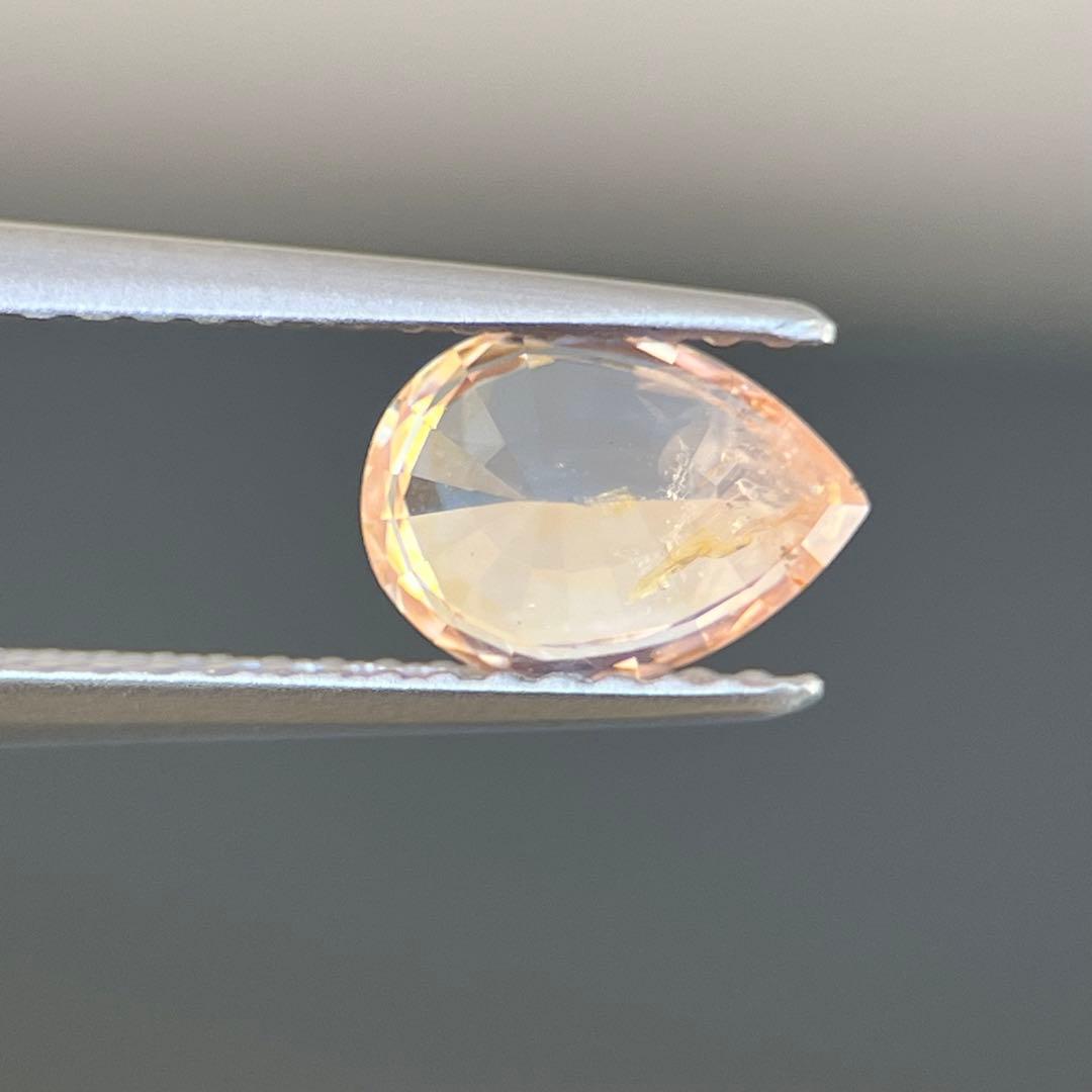 スリランカ産非加熱天然パパラチアサファイアルース