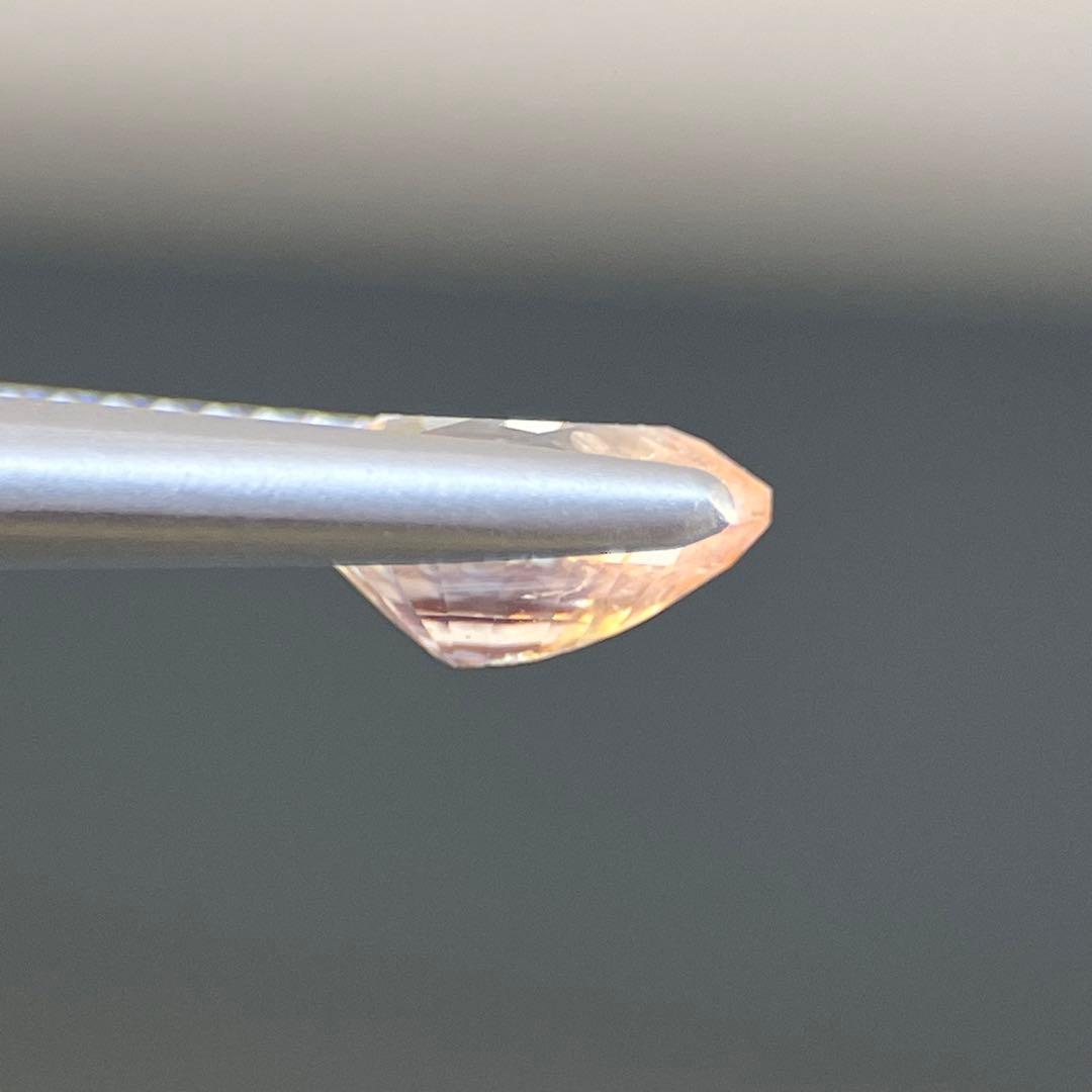 スリランカ産非加熱天然パパラチアサファイアルース