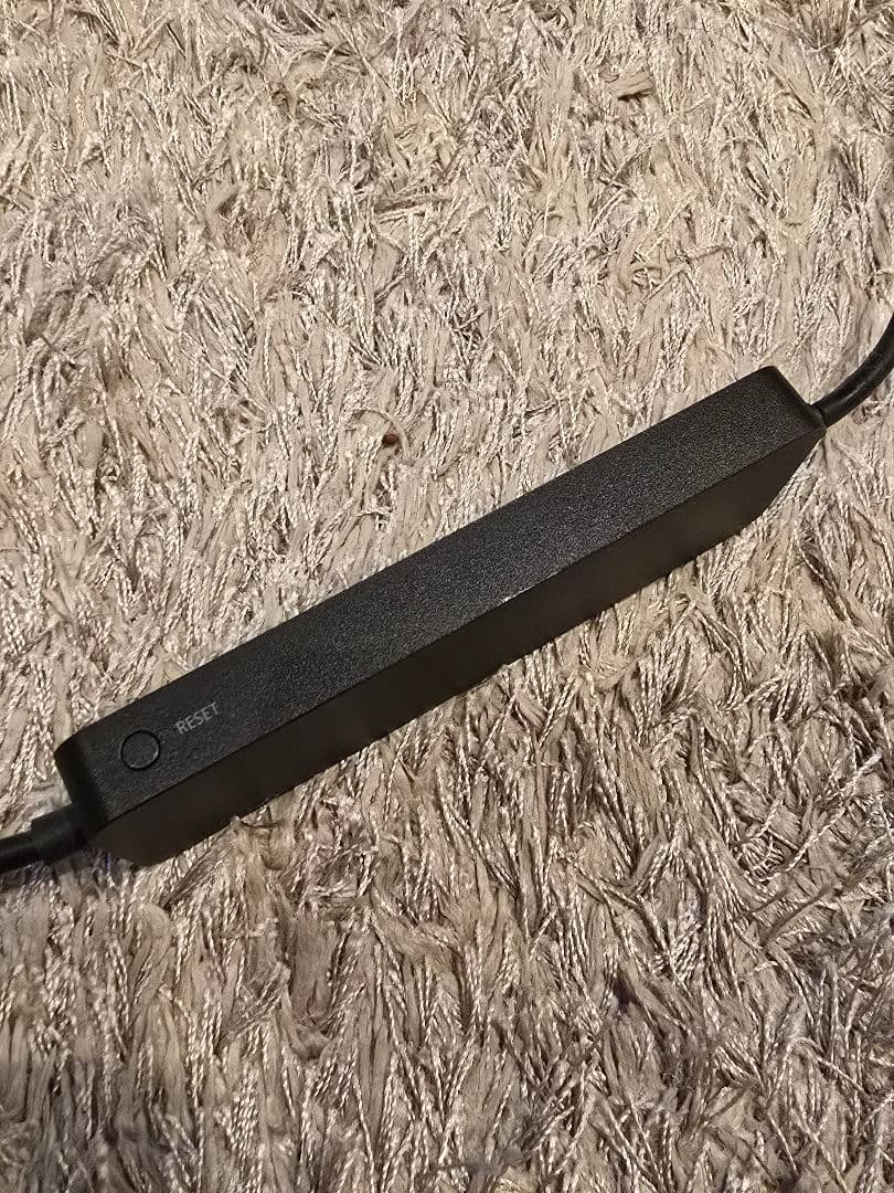 Microsoft 4K ワイヤレスディスプレイアダプター型番UTH-00036