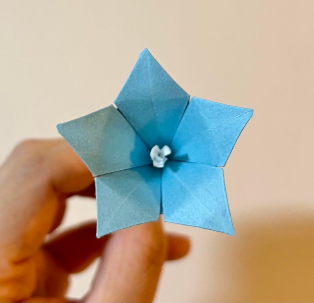 ある 折り紙フラワー